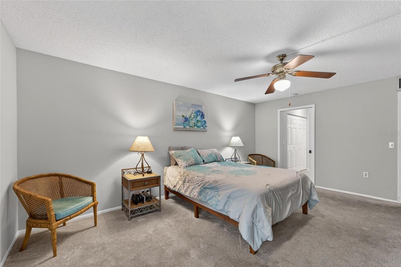 593 Lakeside Drive, Unit 593, Bradenton, FL 34210 Photo