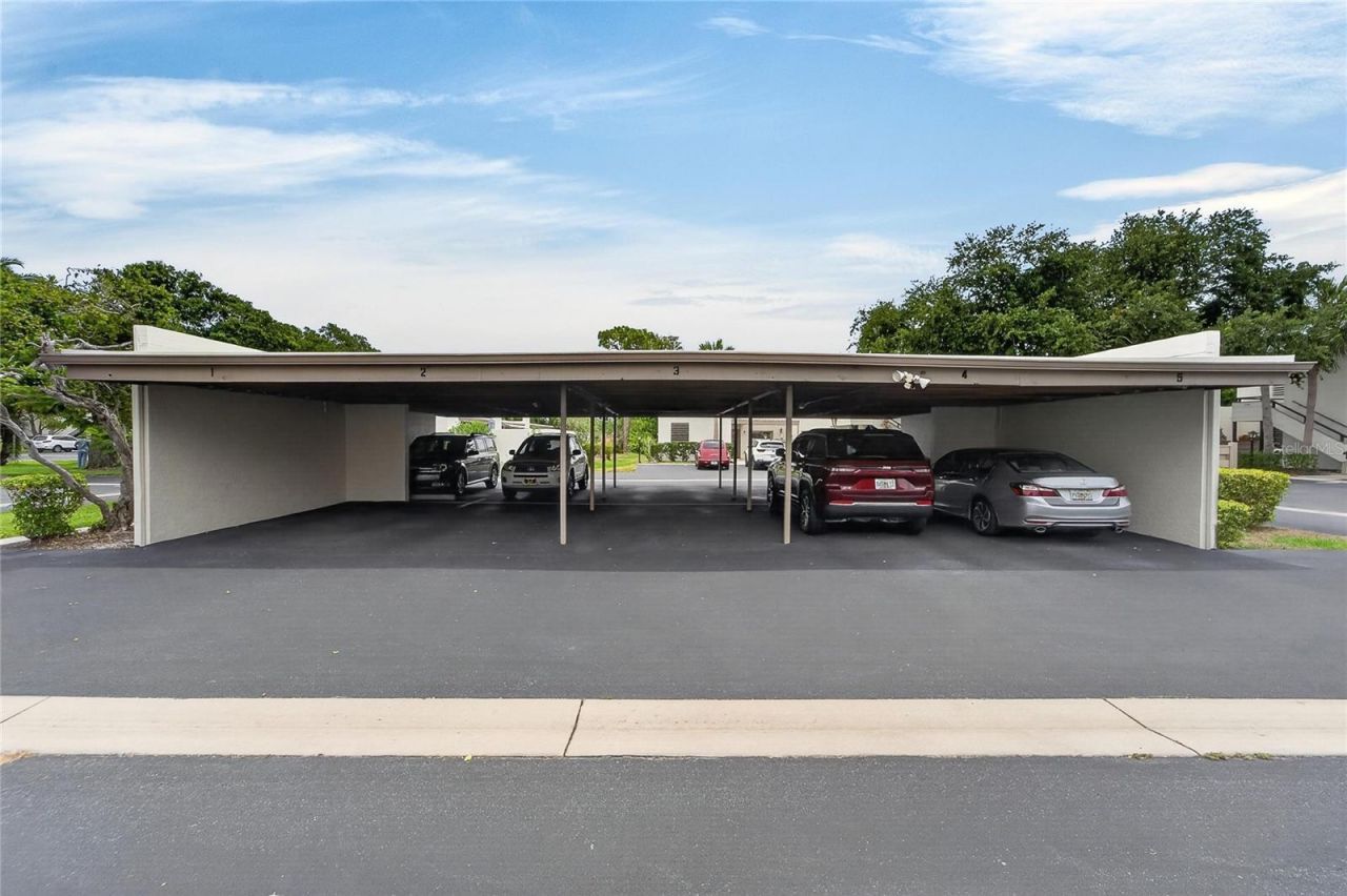 593 Lakeside Drive, Unit 593, Bradenton, FL 34210 Photo