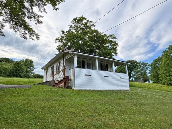 2141 Clintonville Road , Harrisville, PA 16342
