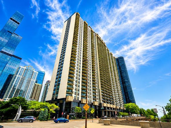 400 E Randolph Street , Unit 1304, Chicago, IL 60601