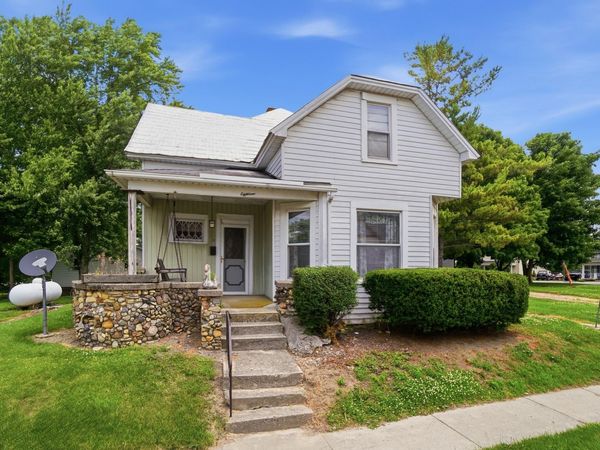 18 N Champaign Street, Catawba, OH 43010