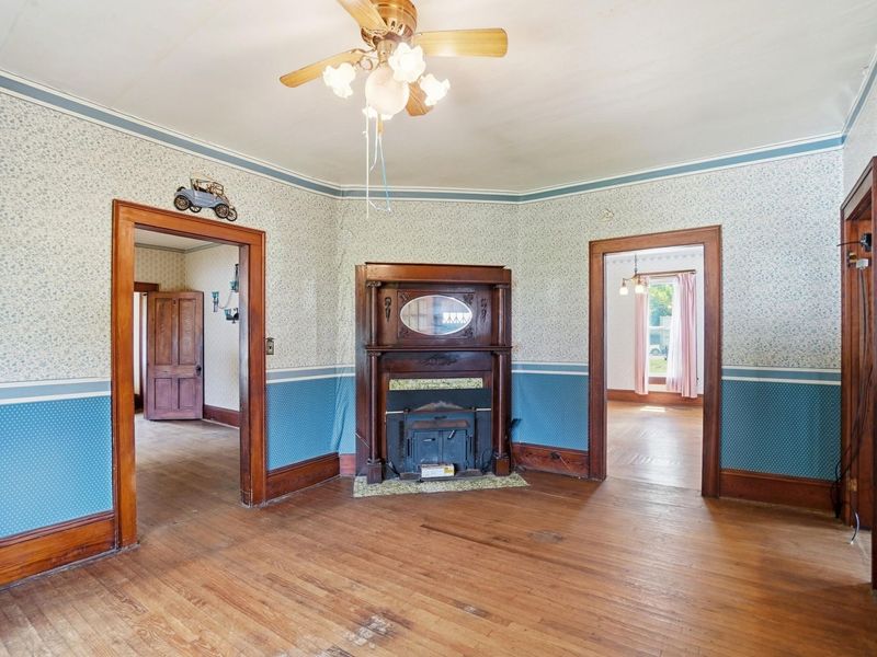 18 N Champaign Street, Catawba, OH 43010 Photo 12