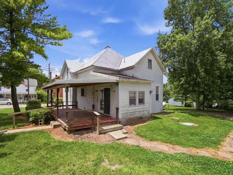 18 N Champaign Street, Catawba, OH 43010 Photo 4