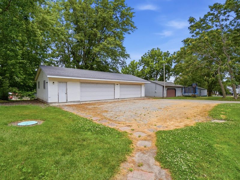 18 N Champaign Street, Catawba, OH 43010 Photo 7