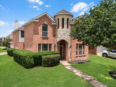 4644 Springway Lane, Fort Worth, TX 76123