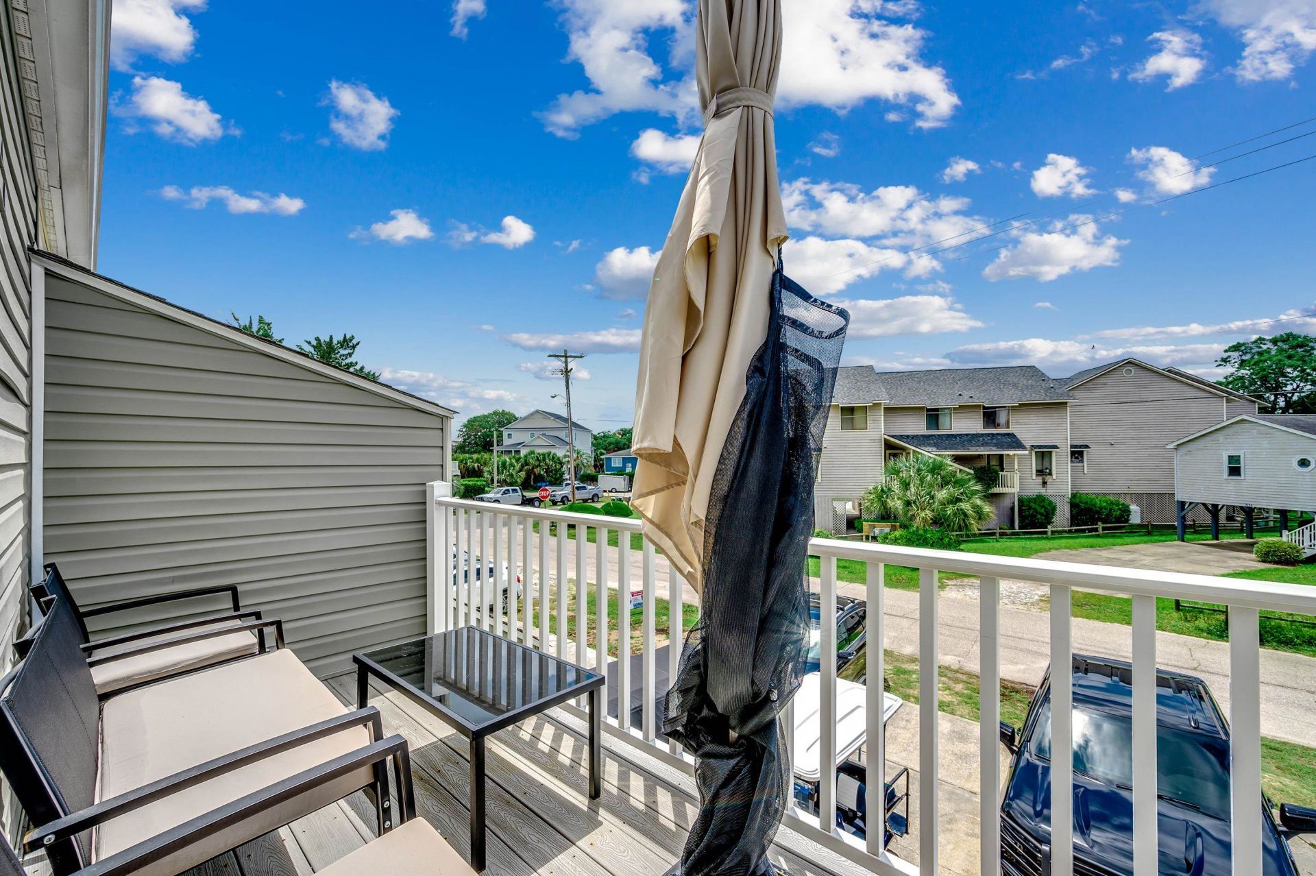 310 Lakeside Dr.  Photo 17