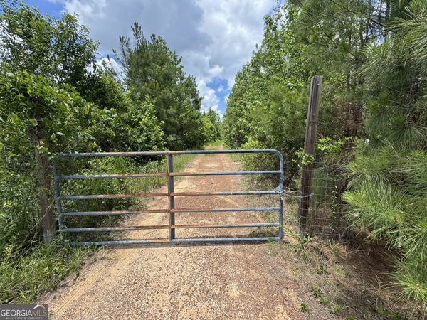 6295 Findley Place, Metter, GA 30439