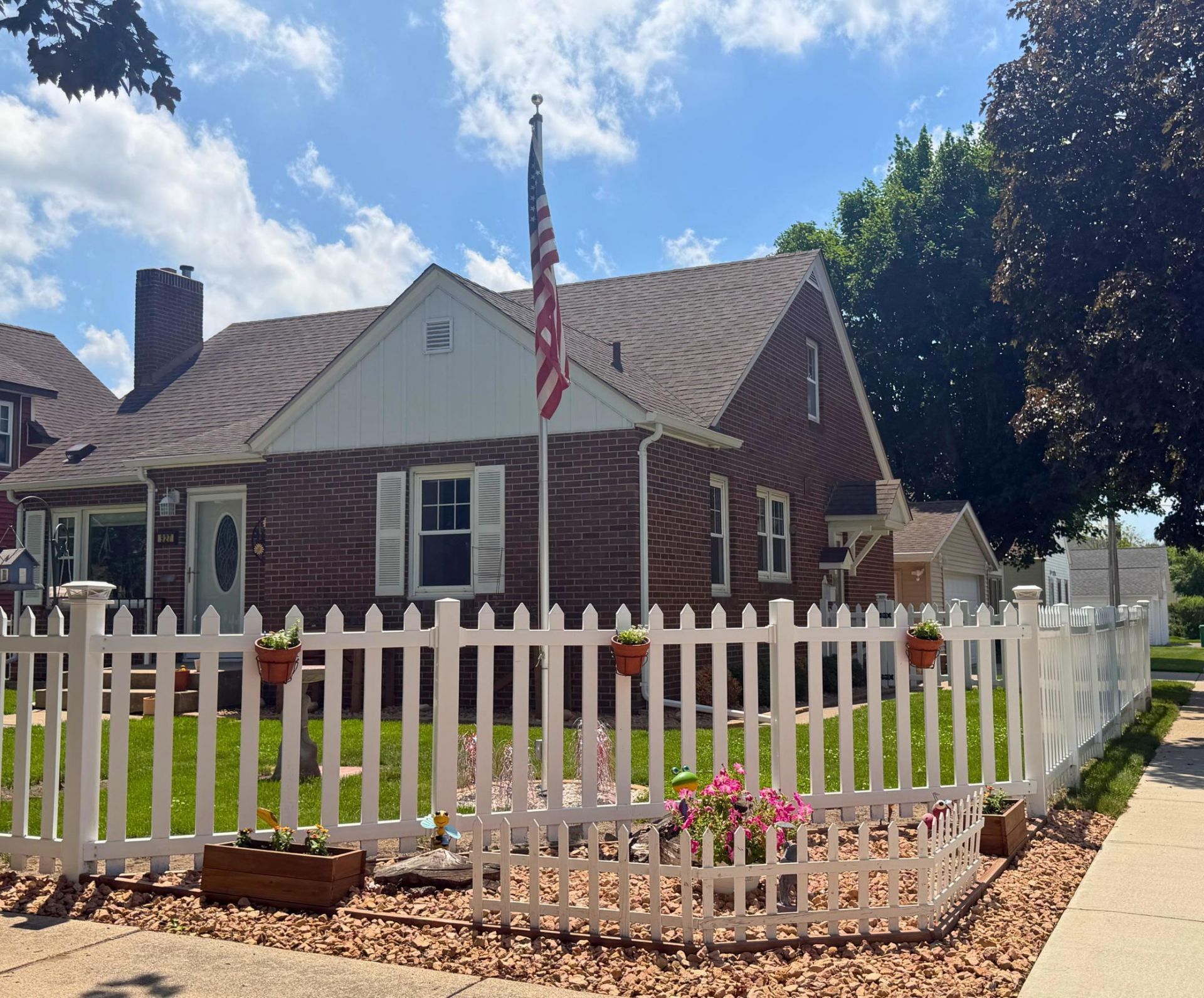 927 N State Street , New Ulm, MN 56073