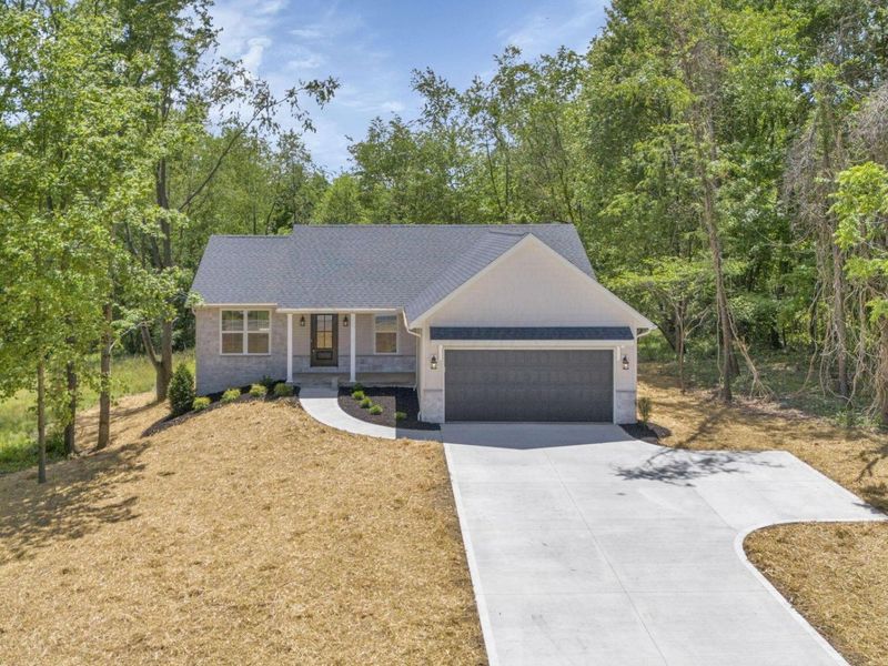 147 Jonathon Drive , Howard, OH 43028 Photo 3
