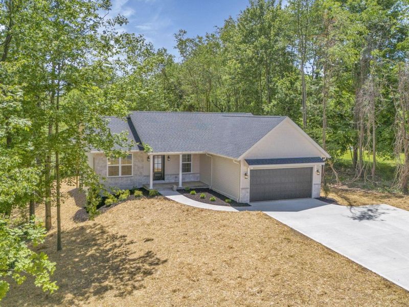 147 Jonathon Drive , Howard, OH 43028 Photo 4
