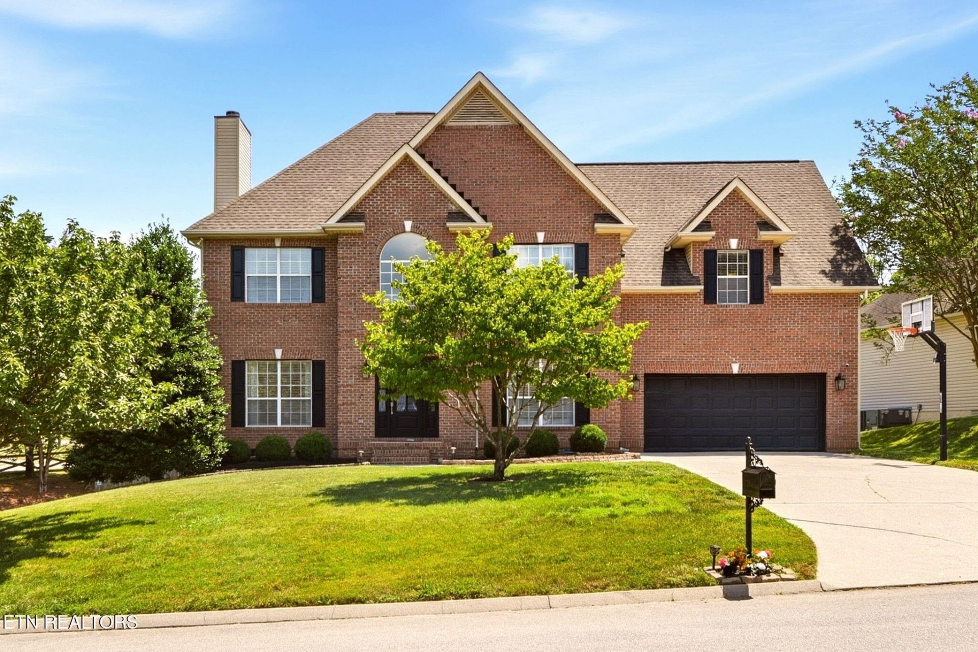 2040 Saint Gregorys Court, Knoxville, TN 37931 Main Photo