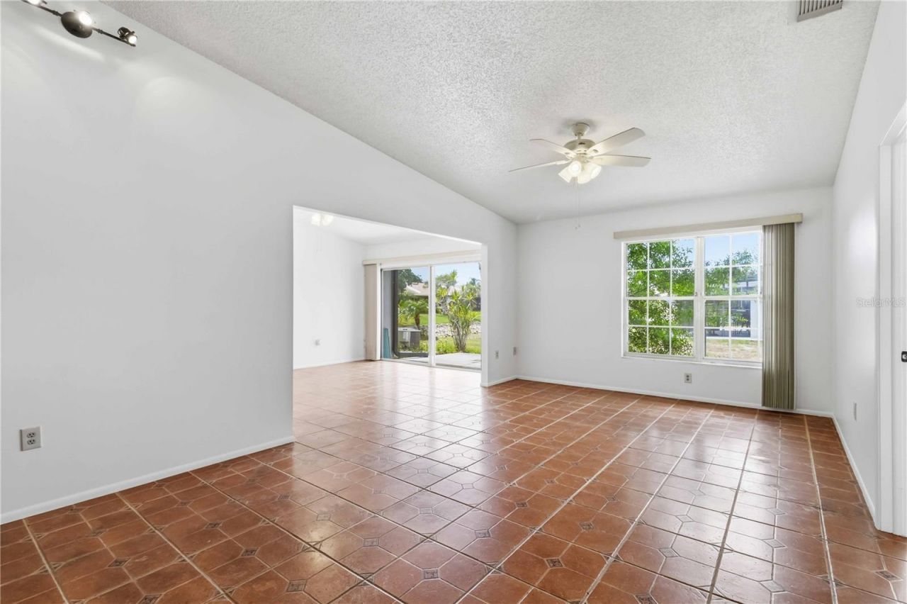 4004 42nd Avenue W, Bradenton, FL 34205 Photo