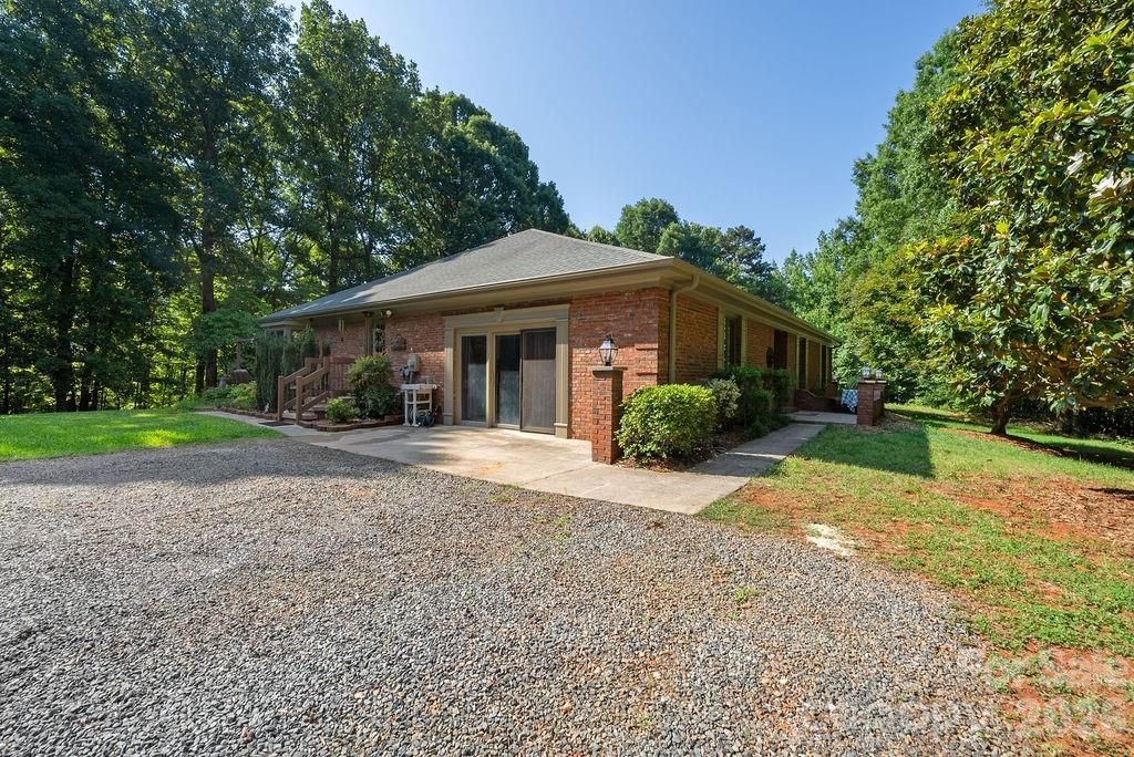 8418 Pine Hill Road, Mint Hill, NC 28227 Main Photo