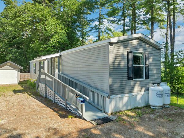 5 Maple Drive, Plymouth, NH 03264