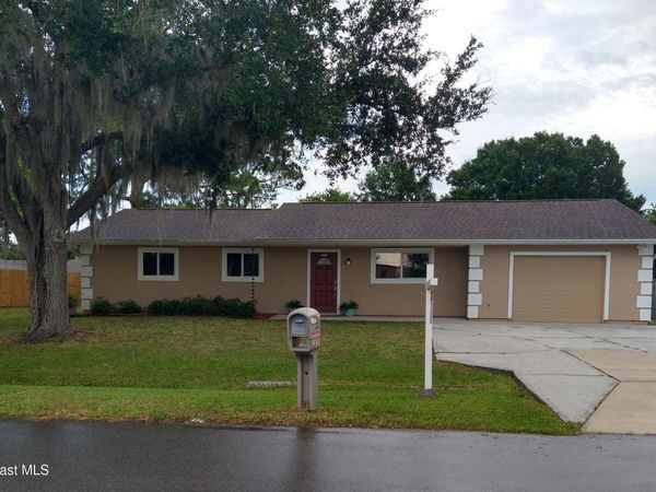 223 Maywood Avenue NW, Palm Bay, FL 32907