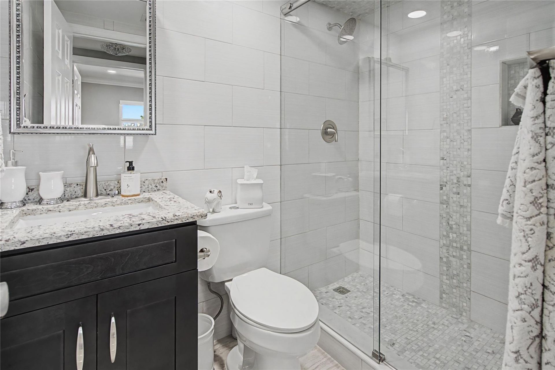 1461 S Ocean Boulevard, Unit 328, Lauderdale by the Sea, FL 33062 Photo