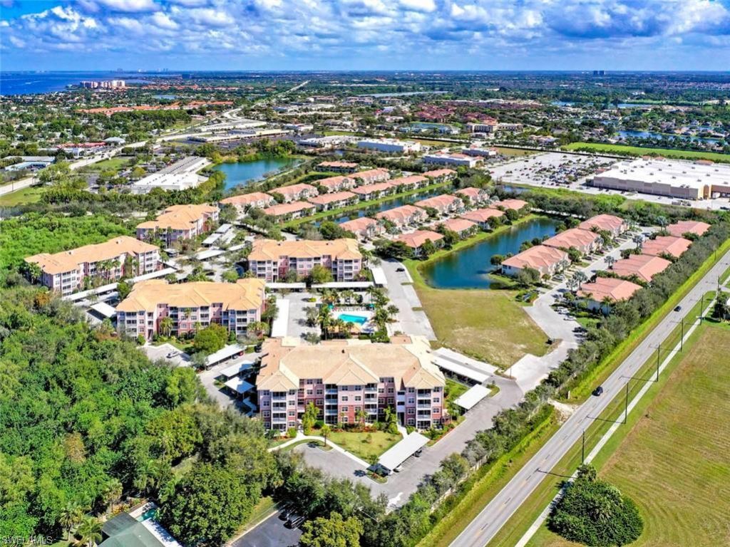 11620 Navarro Way, Unit 2404, Fort Myers, FL 33908 Photo
