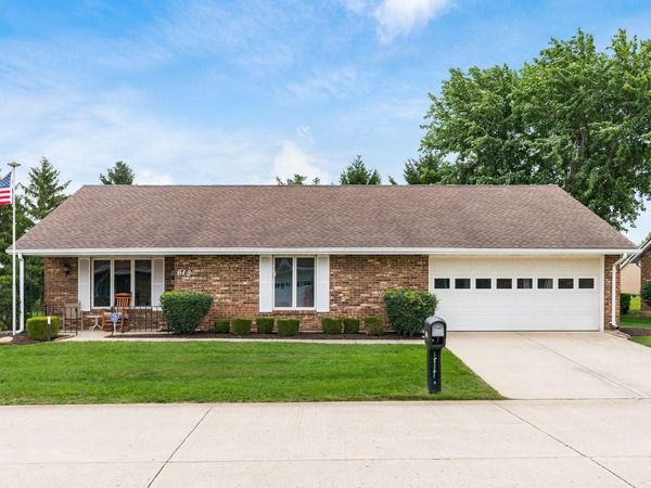 612 Circle Drive , London, OH 43140