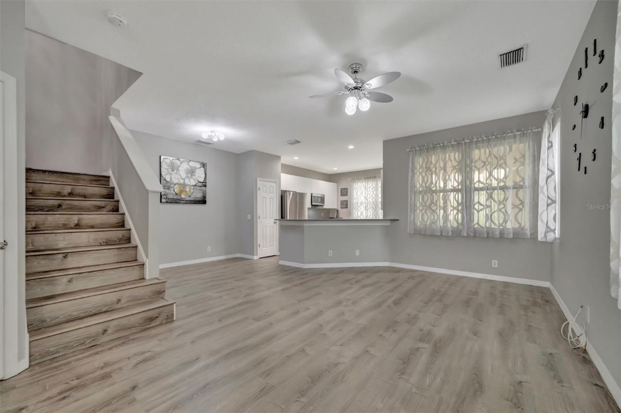 547 Black Lion Drive Ne, Saint Petersburg, FL 33716 Photo