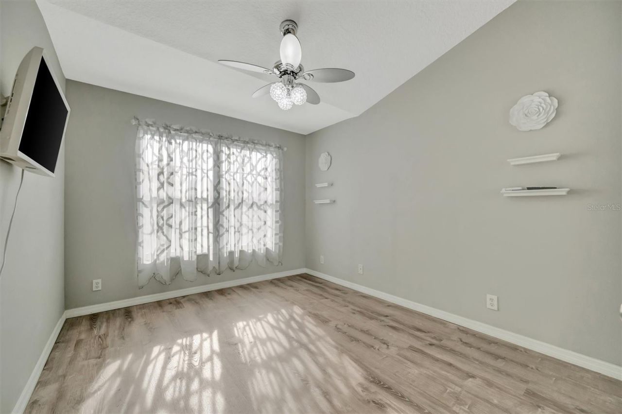 547 Black Lion Drive Ne, Saint Petersburg, FL 33716 Photo