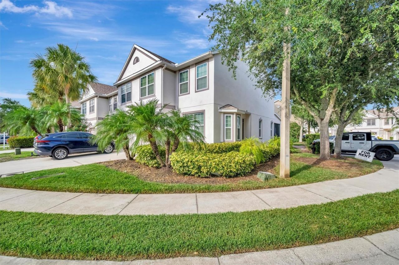 547 Black Lion Drive Ne, Saint Petersburg, FL 33716 Photo