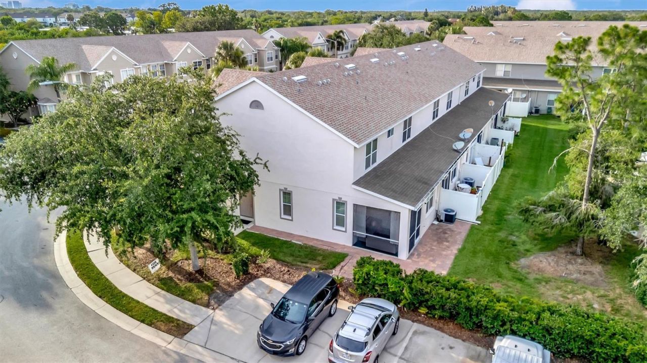 547 Black Lion Drive Ne, Saint Petersburg, FL 33716 Photo