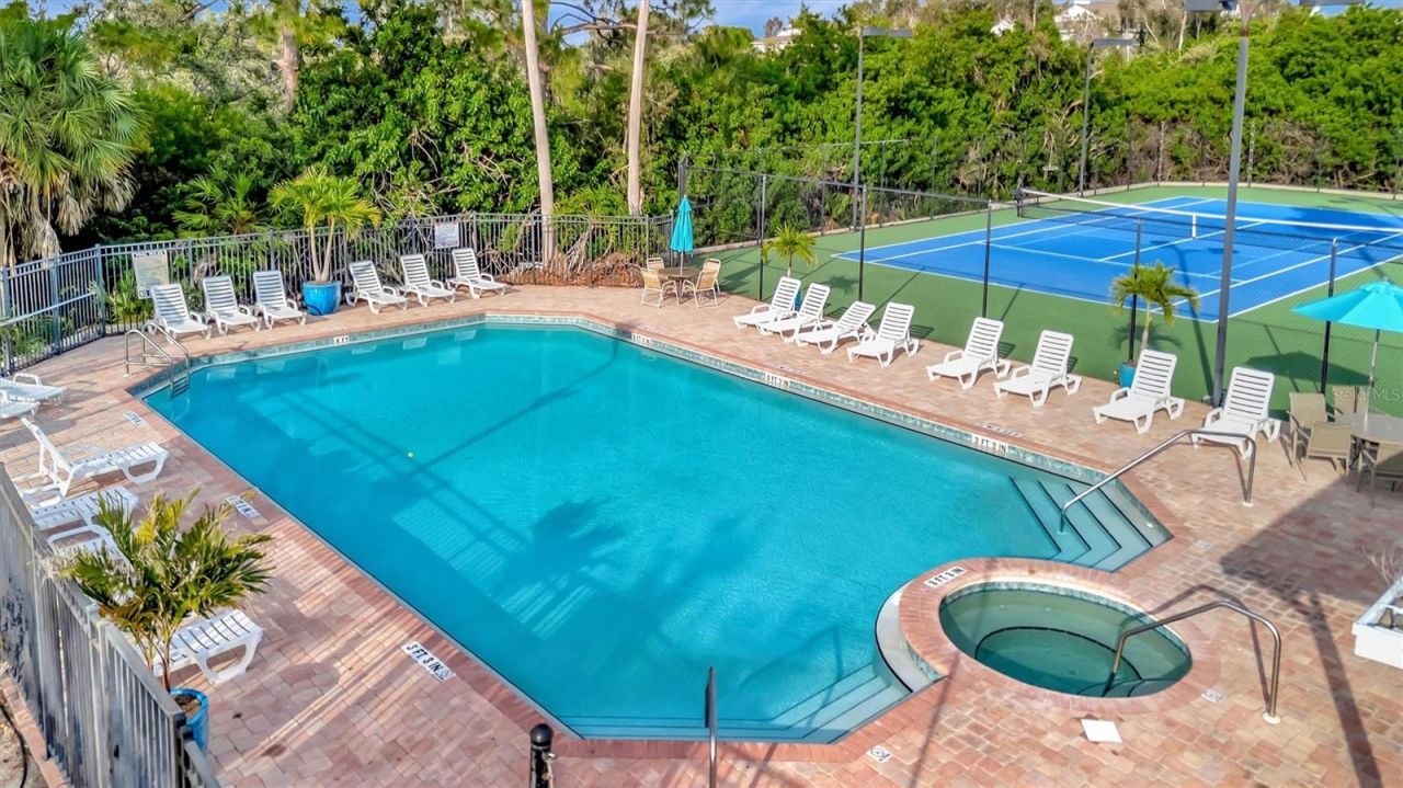 547 Black Lion Drive Ne, Saint Petersburg, FL 33716 Photo