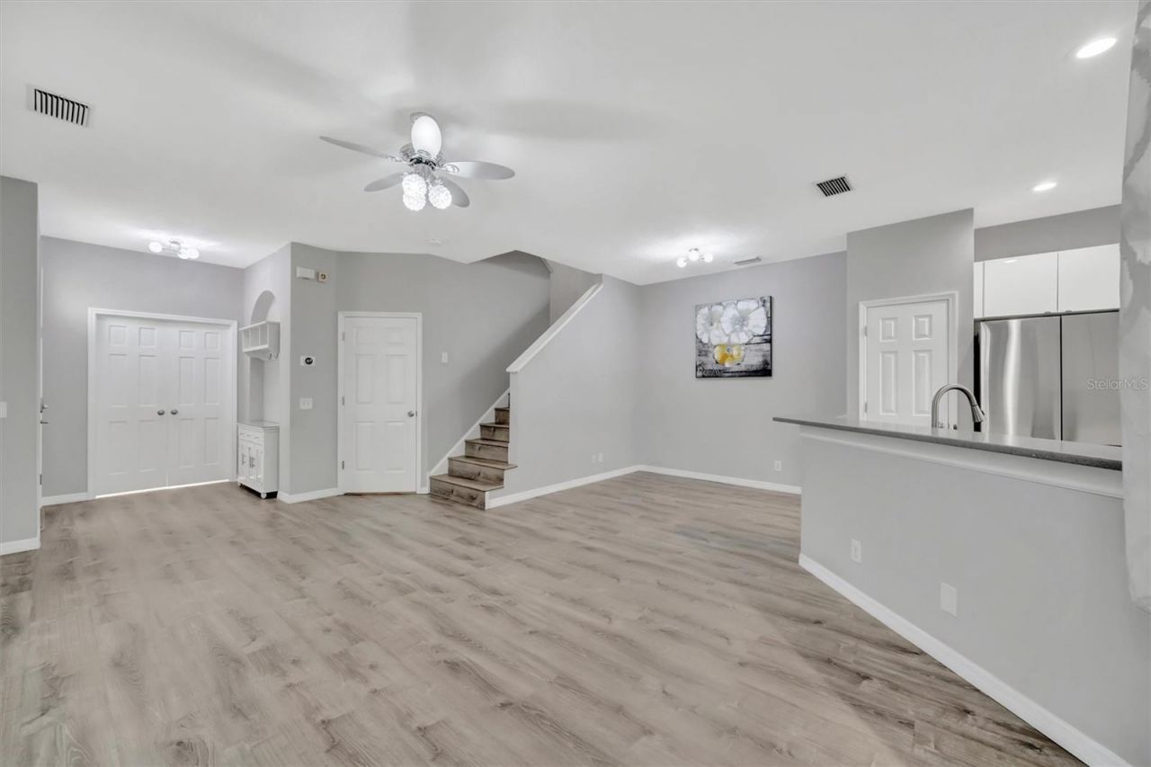 547 Black Lion Drive Ne, Saint Petersburg, FL 33716 Photo