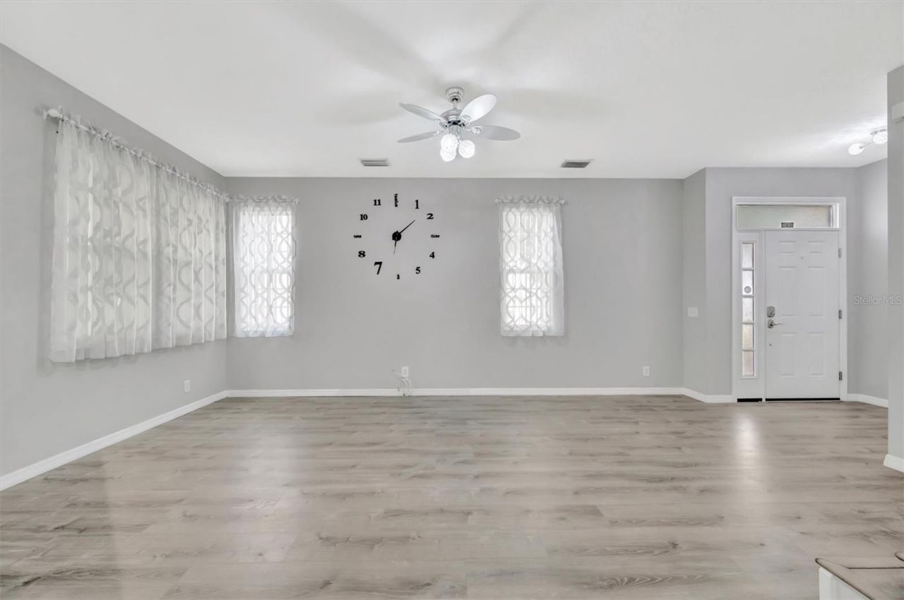 547 Black Lion Drive Ne, Saint Petersburg, FL 33716 Photo