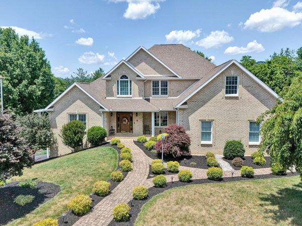 134 Stoneybrook RD, Roanoke, VA 24019