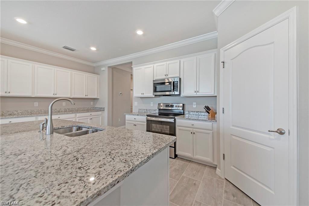 10284 Livorno Dr, Fort Myers, FL 33913 Photo