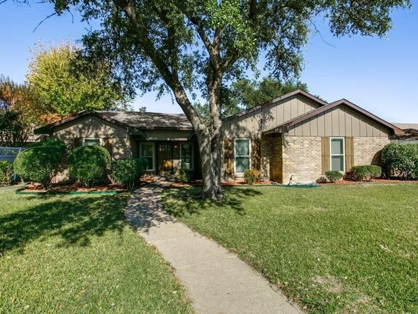 3329 Fontaine Street , Plano, TX 75075