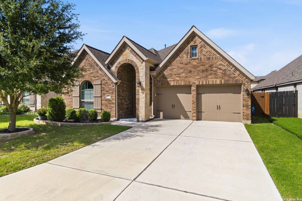 629 Volme, New Braunfels, TX 78130 Main Photo