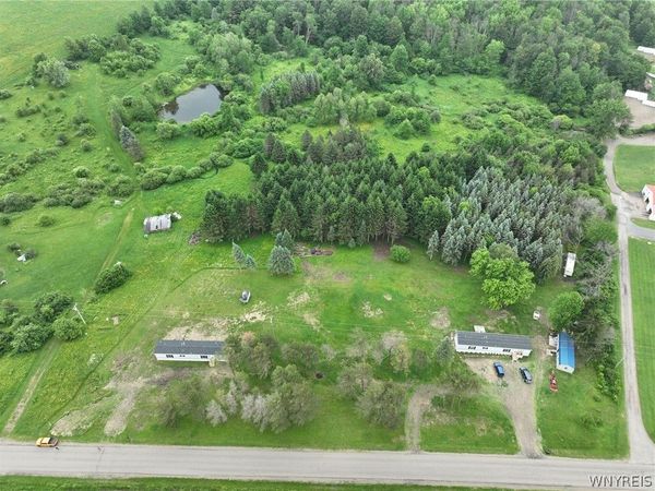 2011 Edmunds Road, Freedom, NY 14065