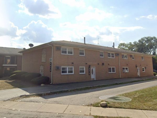 4616 Maple Avenue, Unit 1A, Brookfield, IL 60513