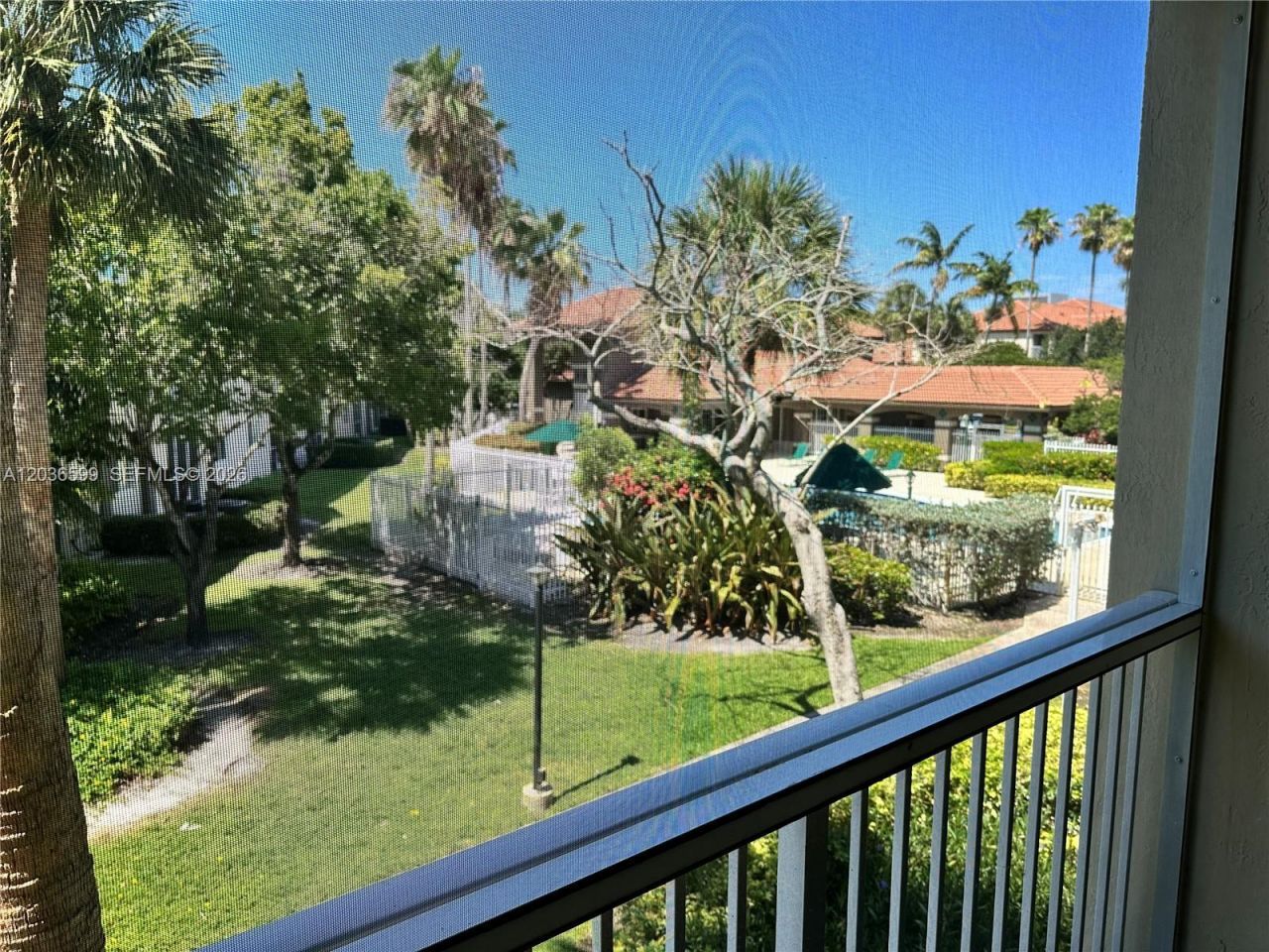 460 S Park Rd , Unit 6-203, Hollywood, FL 33021 Photo