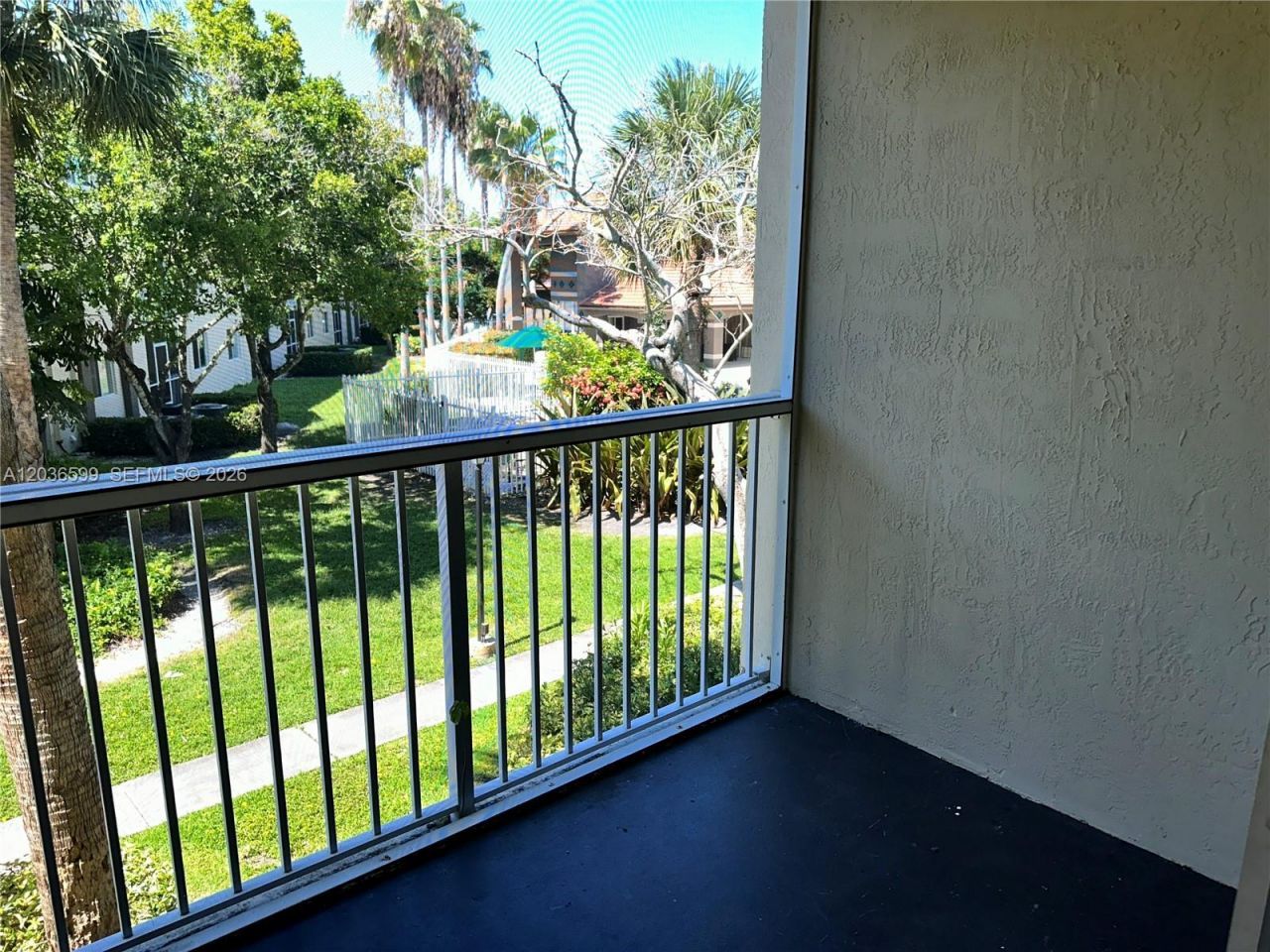 460 S Park Rd , Unit 6-203, Hollywood, FL 33021 Photo