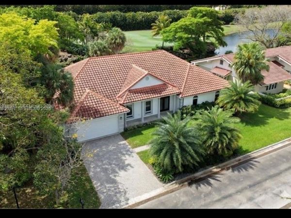 4934 NW 94th Doral Pl , Doral, FL 33178