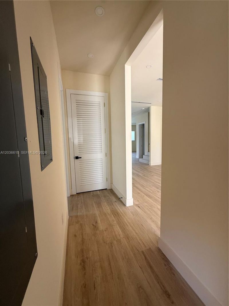 3326 Elizabeth St , Miami, FL 33133 Photo
