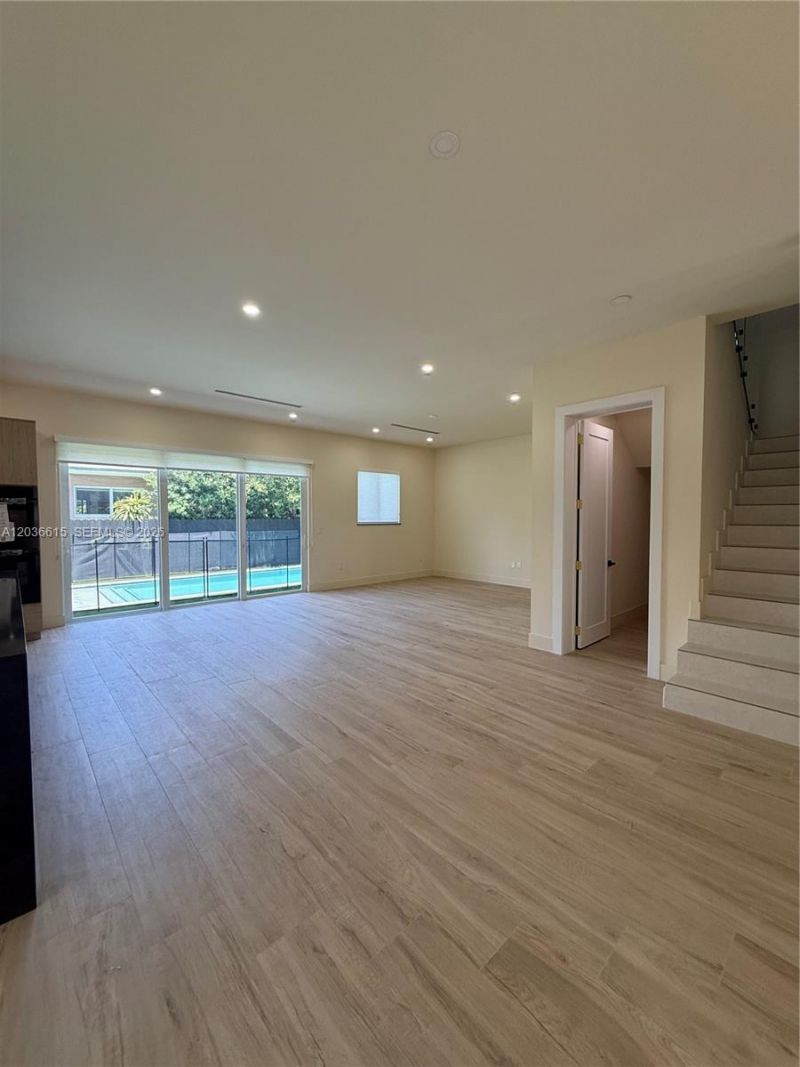 3326 Elizabeth St , Miami, FL 33133 Photo