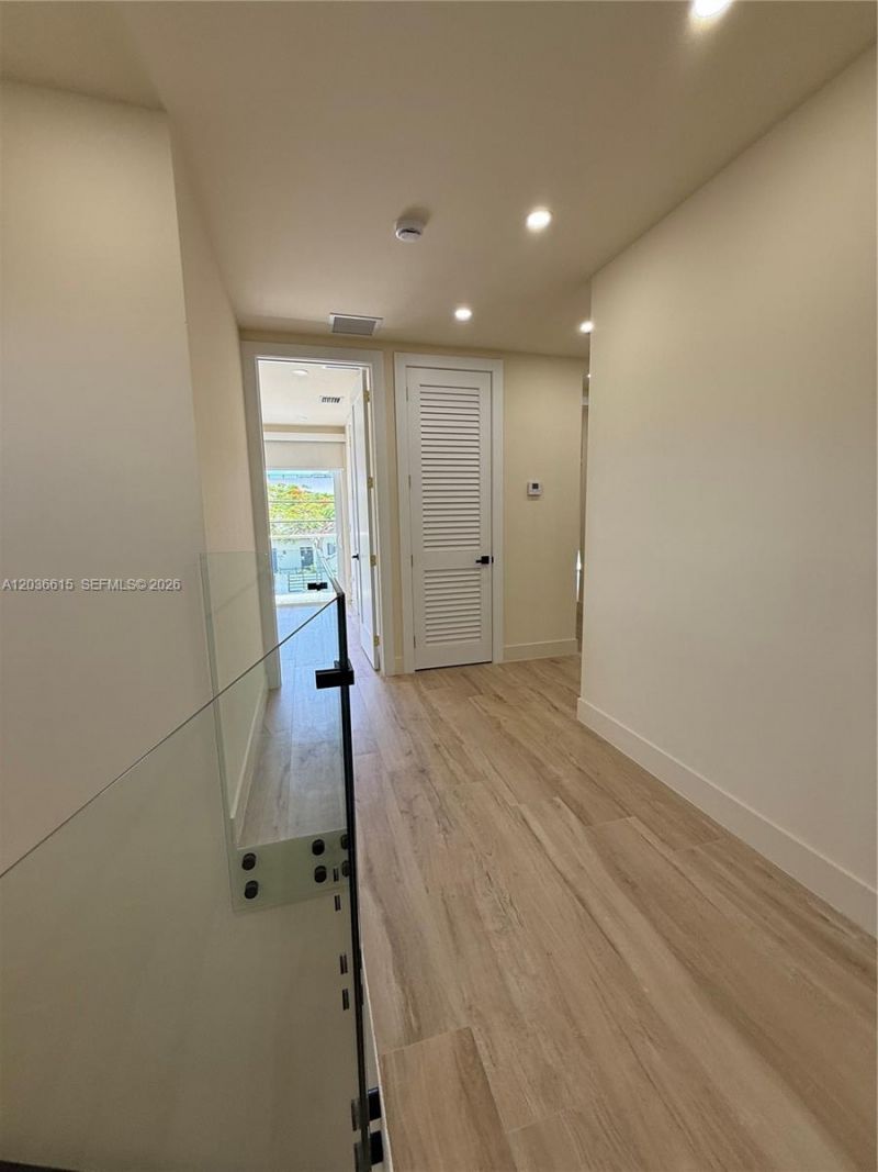 3326 Elizabeth St , Miami, FL 33133 Photo