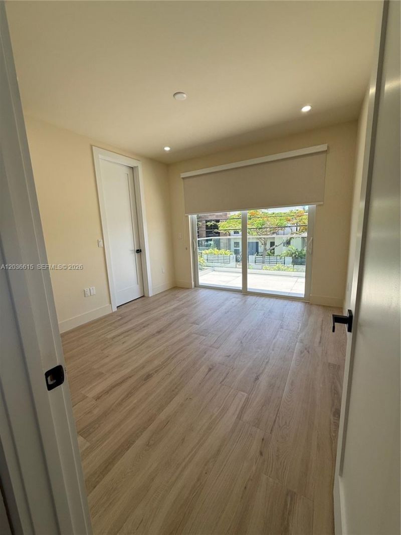 3326 Elizabeth St , Miami, FL 33133 Photo