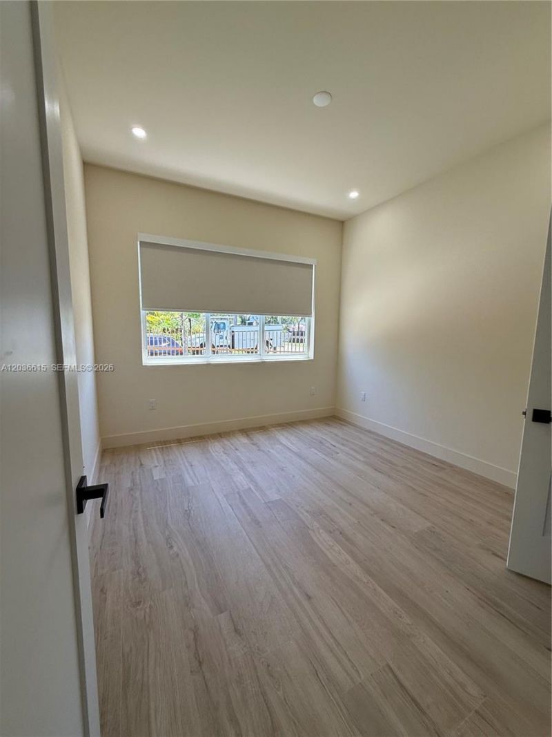 3326 Elizabeth St , Miami, FL 33133 Photo