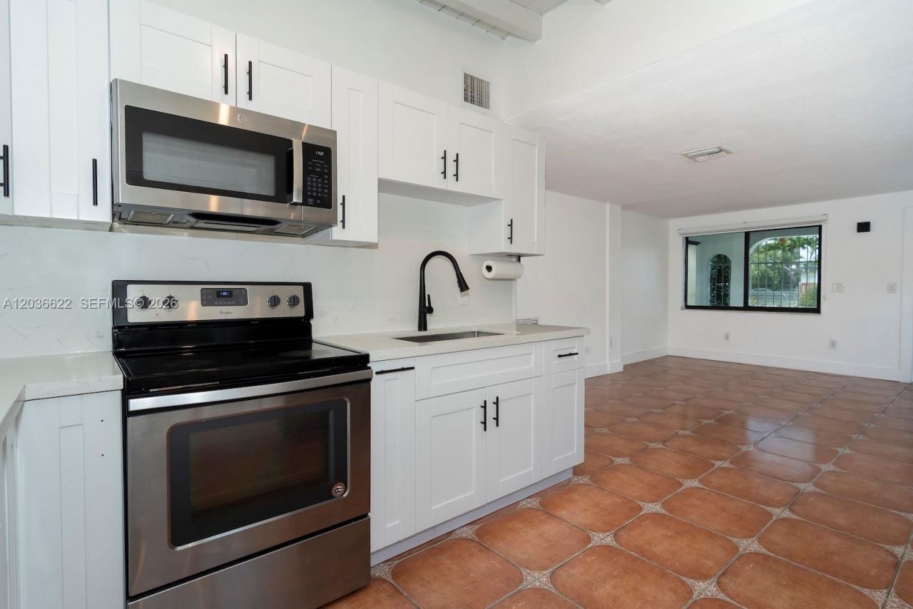 2729 SW 67th Ave, Unit 1, Miami, FL 33155 Photo