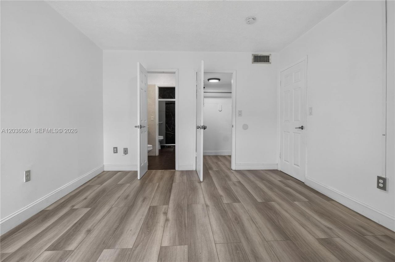 6070 W 18th Ave, Unit 209, Hialeah, FL 33012 Photo