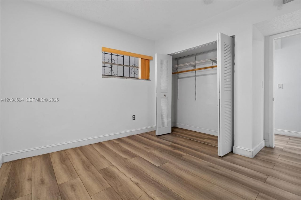 6070 W 18th Ave, Unit 209, Hialeah, FL 33012 Photo
