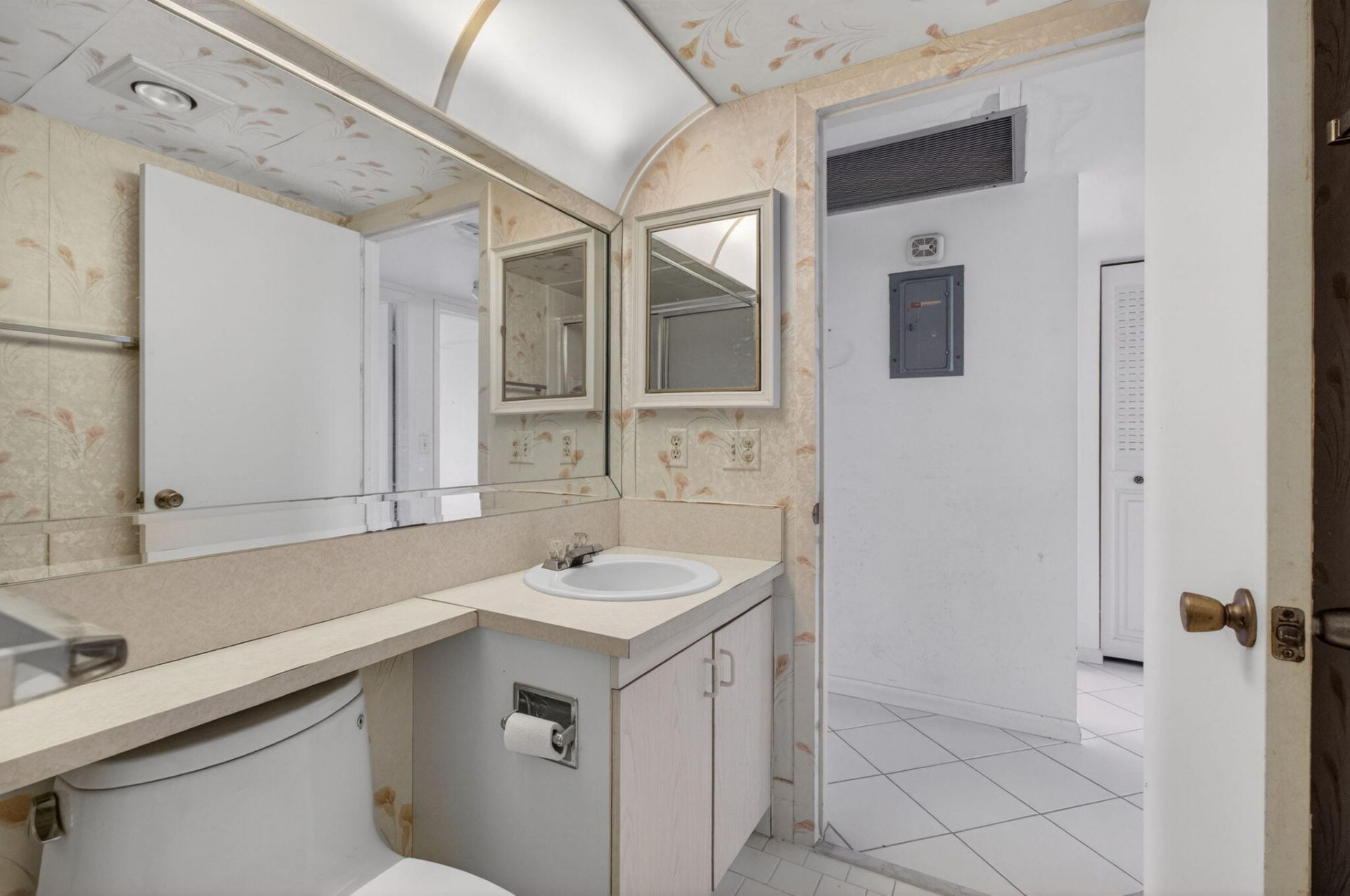 4059 Guildford D, Boca Raton, FL 33434 Photo