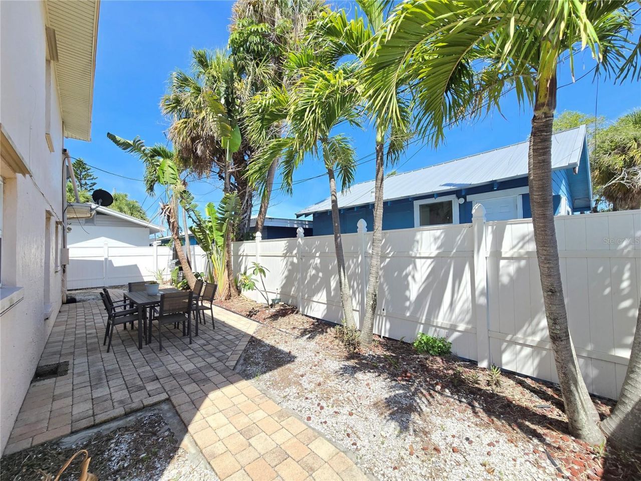 525 73rd Avenue, Unit 2, Saint Pete Beach, FL 33706 Photo