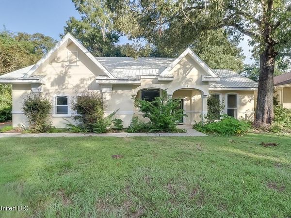 77113 Golf Club Drive, Diamondhead, MS 39525