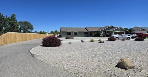 670 Hunter Park Way, Fallon, NV 89406 Photo